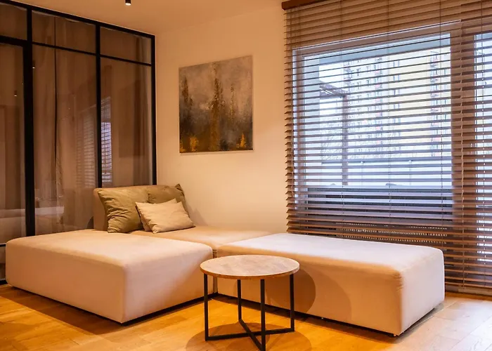 Loft With A Terrace In The Heart Of Saska Kepa